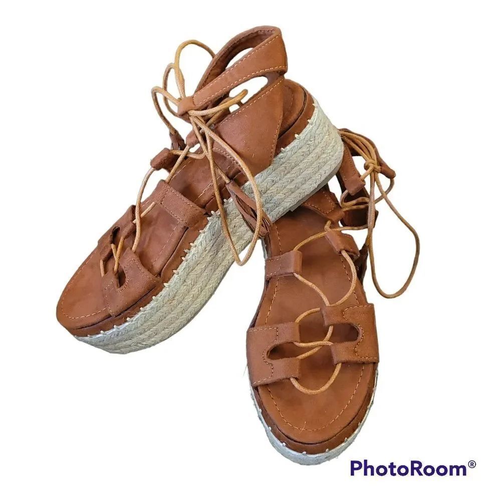 Zara suede platform gladiator esperadilles
